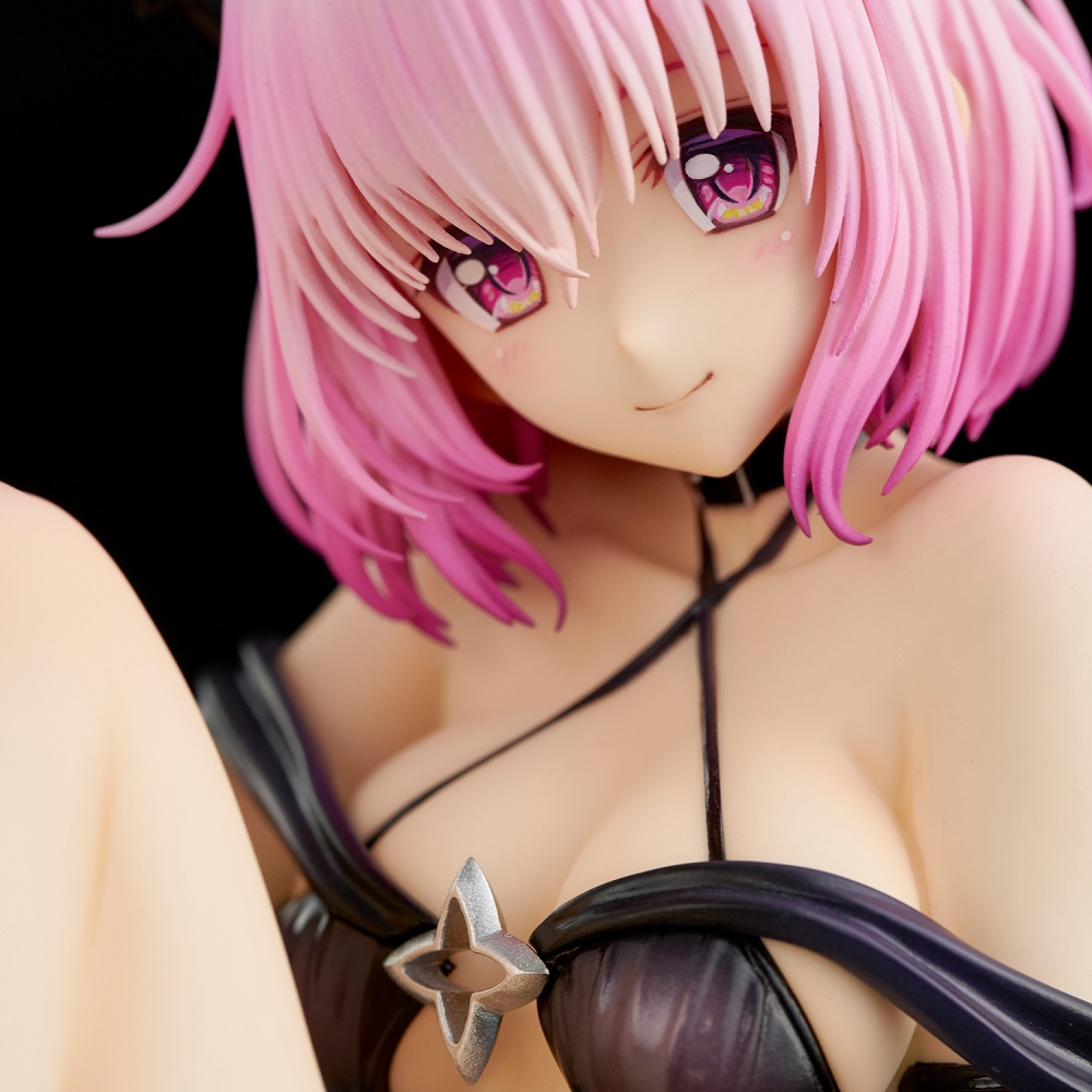 Union Creative: To Love-Ru Darkness - Momo Belia Deviluke Darkness ver. 1/6 Scale Figure
