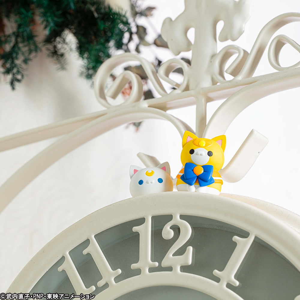 Megahouse: Mega Cat Project: Sailor Moon - Sailor Mewn Box of 8 Figures (With Gift)