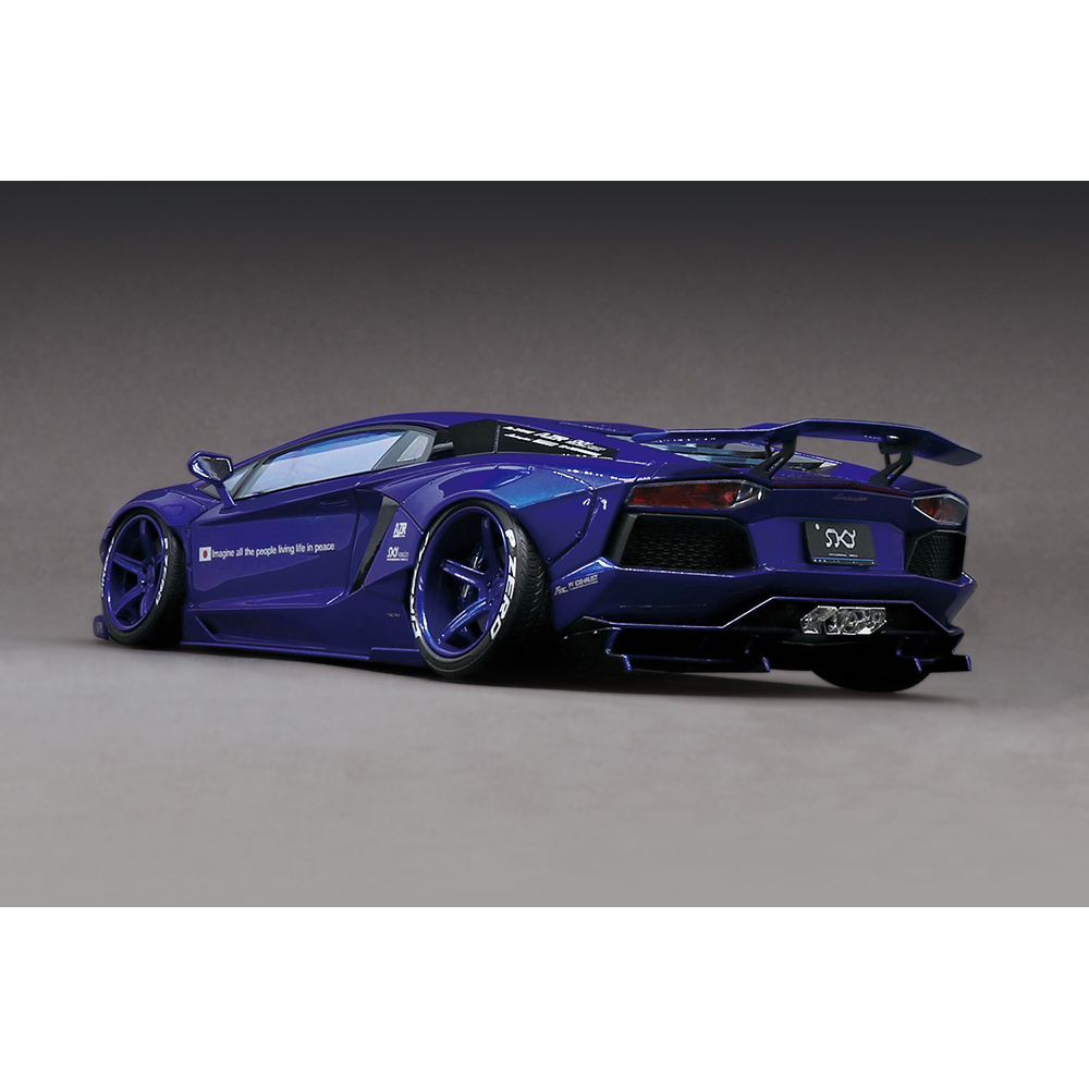 Aoshima: 1/24 LB-Works Liberty Walk Lamborghini Aventador (Ver. 2) Scale Model Kit #18