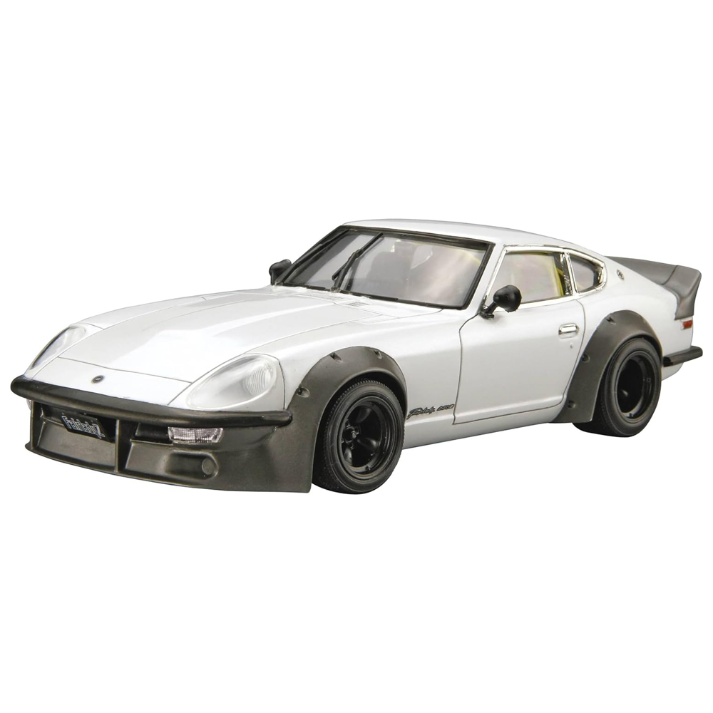 Aoshima: 1/24 NISSAN S30 Fairlady Z AERO CUSTOM Ver. 2 '75 Scale Model Kit #128