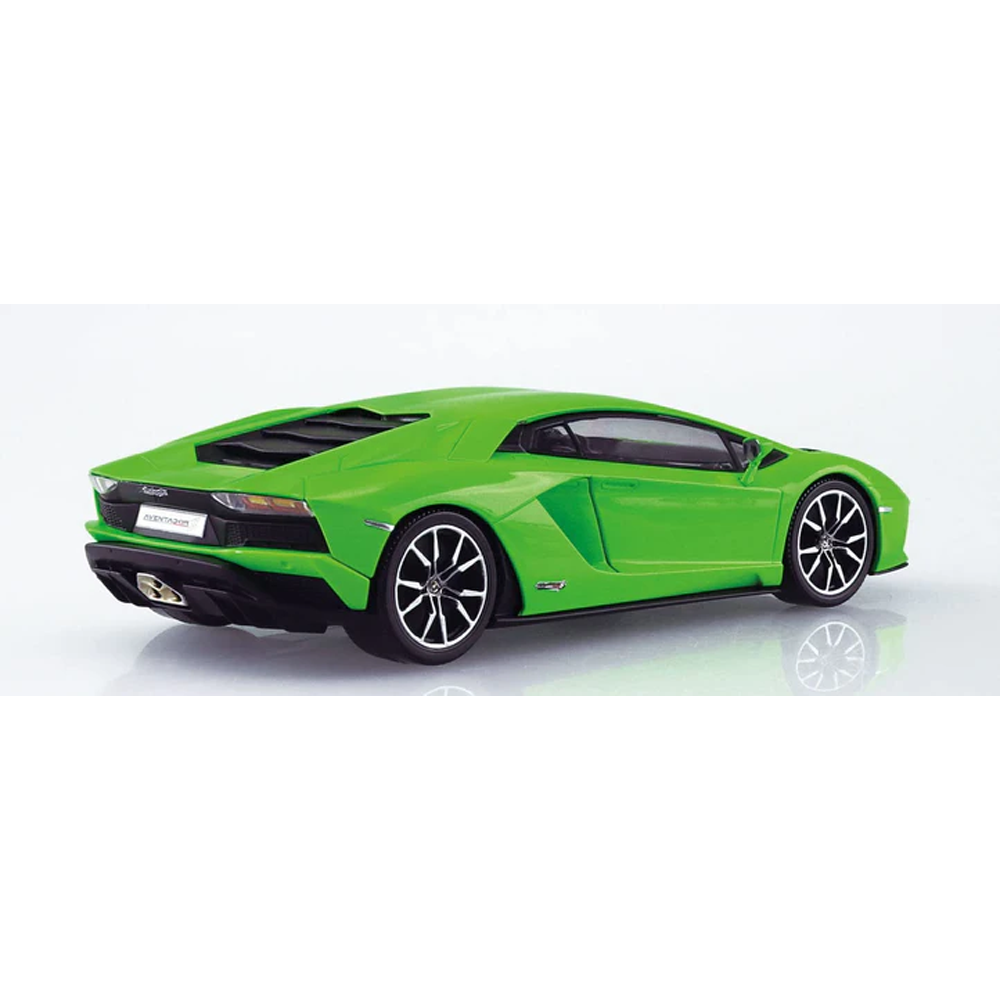 Aoshima: 1/32 The Snap Kit Lamborghini Aventador S (Pearl Green) Scale Model Kit #12-D