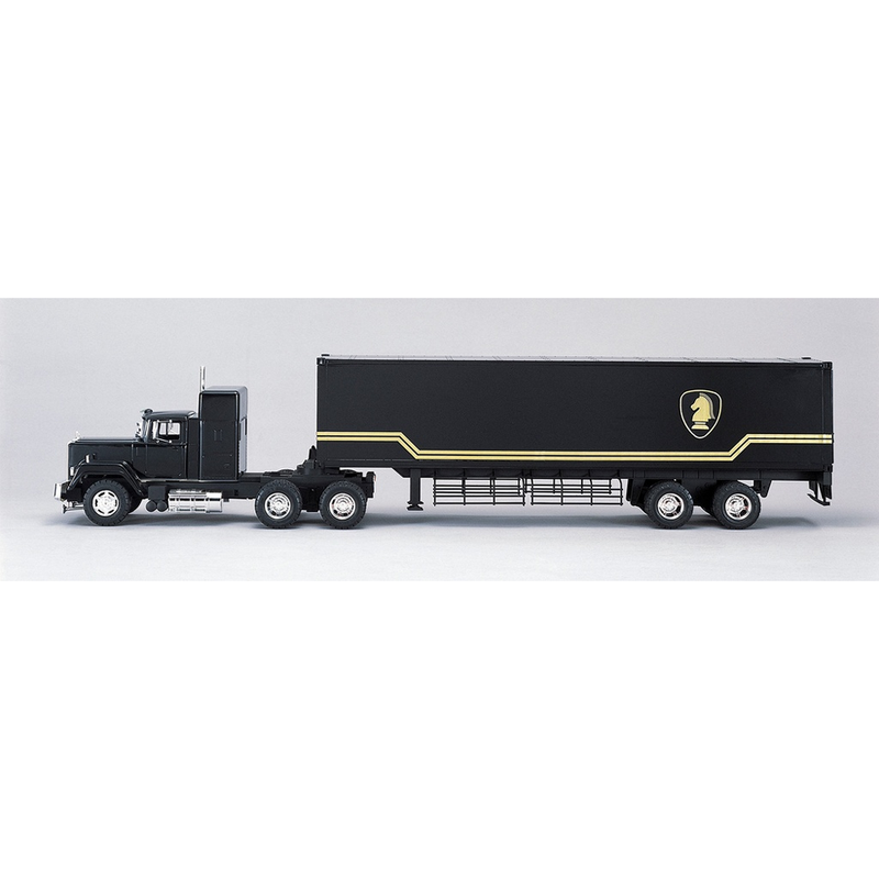 Aoshima: 1/28 KNIGHT TRAILER TRUCK Scale Model Kit