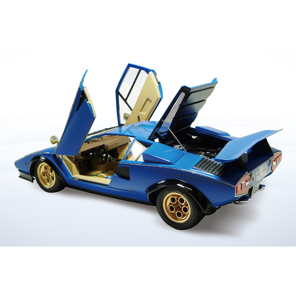 Aoshima: 1/24 '76 WOLF Countach Version 2 Scale Model Kit #18