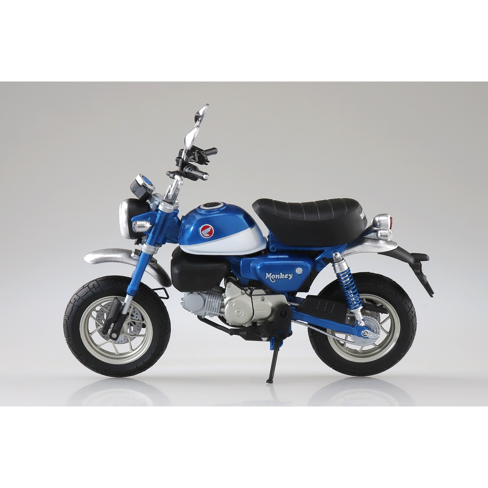 Aoshima: 1/12 Scale Honda Monkey 125 (Pearl Glittering Blue) Diecast Motorcycle