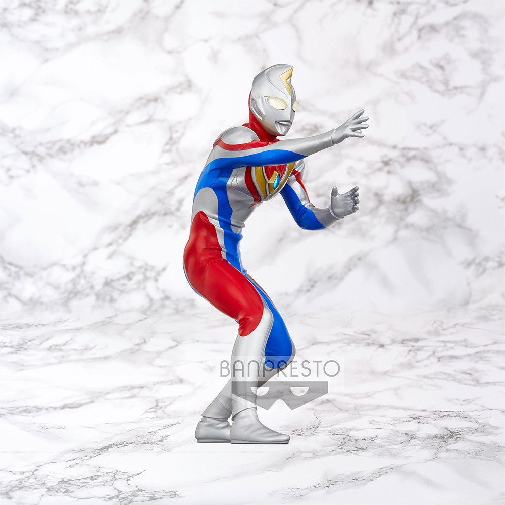 Banpresto: Ultraman Decker - Ultraman Dyna (Flash Type) Hero's Brave Statue Figure