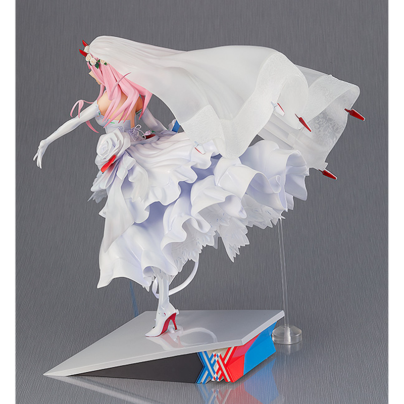 Good Smile Company: Darling in the Franxx - Zero Two (For My Darling) 1/7 Scale Figure with XX Memorial Board