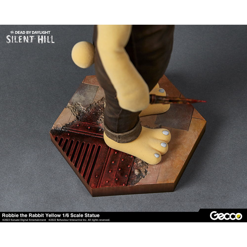 Gecco Corp: Silent Hill x Dead By Daylight - Robbie Rabbit Yellow 1/6 Scale Figure