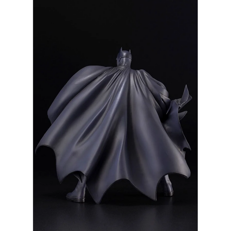 KOTOBUKIYA ARTFX: DC Comics - Batman (Hush Renewal Package) Statue