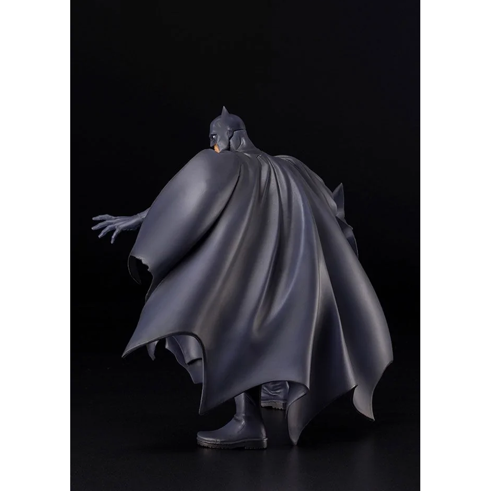 KOTOBUKIYA ARTFX: DC Comics - Batman (Hush Renewal Package) Statue