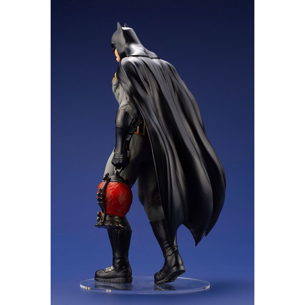 KOTOBUKIYA ARTFX J: Batman: Last Knight on Earth - Batman 1/6 Scale Figure