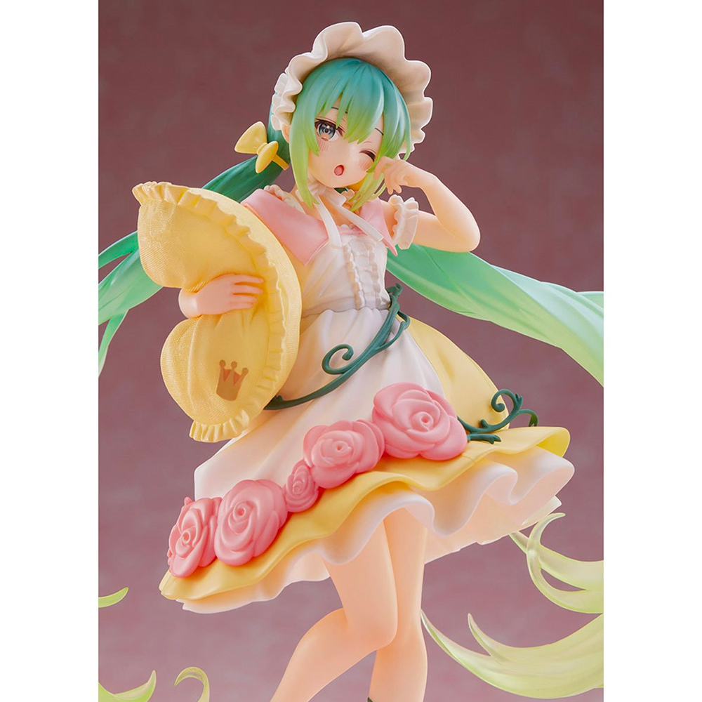 Taito: Vocaloid - Hatsune Miku (Sleeping Beauty Ver.) Wonderland Figure