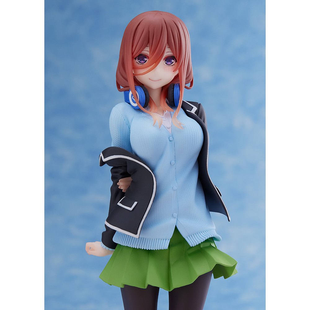 Taito: The Quintessential Quintuplets - Nakano Miku (Uniform Ver.) Renewal Coreful Prize Figure