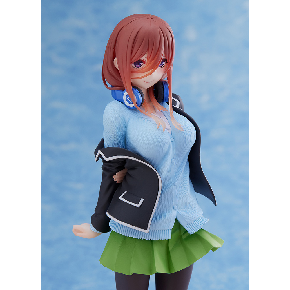 Taito: The Quintessential Quintuplets - Nakano Miku (Uniform Ver.) Renewal Coreful Prize Figure