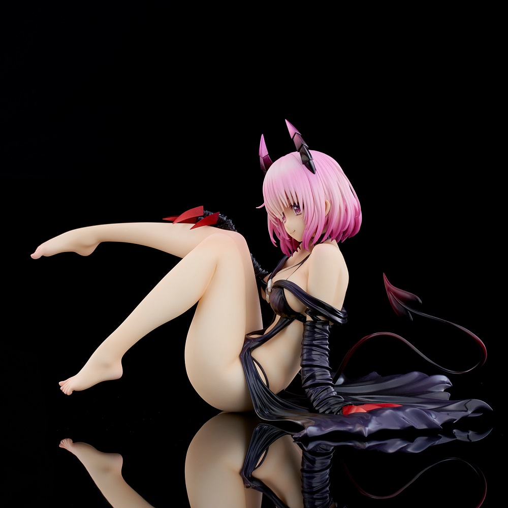 Union Creative: To Love-Ru Darkness - Momo Belia Deviluke Darkness ver. 1/6 Scale Figure