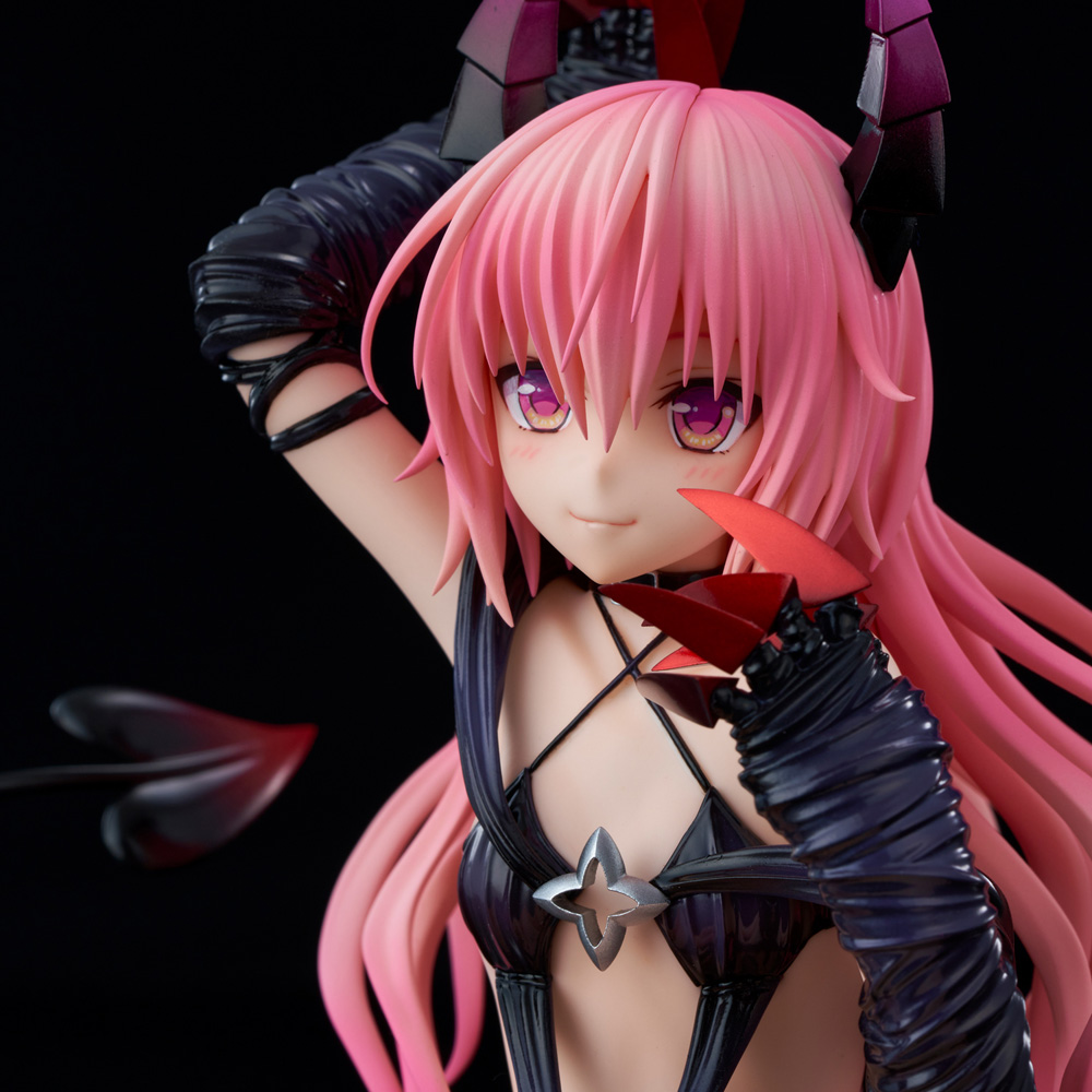 Union Creative: To Love-Ru Darkness - Nana Astar Deviluke (Darkness Ver.) 1/6 Scale Figure