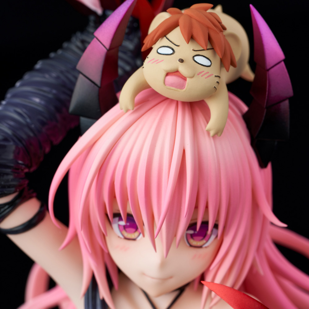 Union Creative: To Love-Ru Darkness - Nana Astar Deviluke (Darkness Ver.) 1/6 Scale Figure