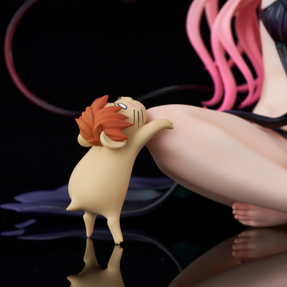 Union Creative: To Love-Ru Darkness - Nana Astar Deviluke (Darkness Ver.) 1/6 Scale Figure