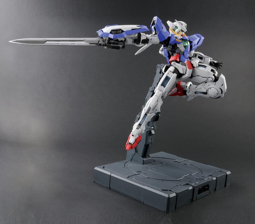 Bandai Spirits: Gundam 00 - PG 1/60 GN-001 Gundam Exia Model Kit