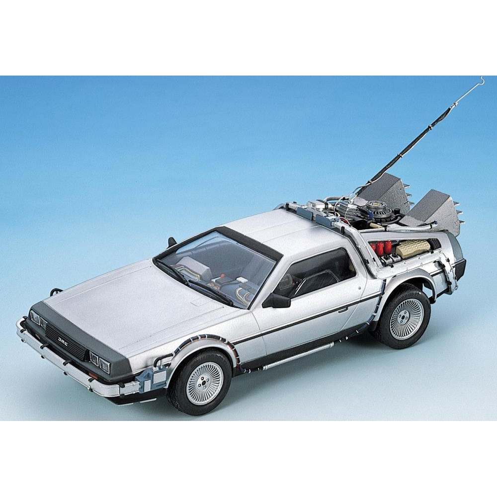 Aoshima: Back to the Future Part I DeLorean 1/24 Scale Model Kit #BT-01