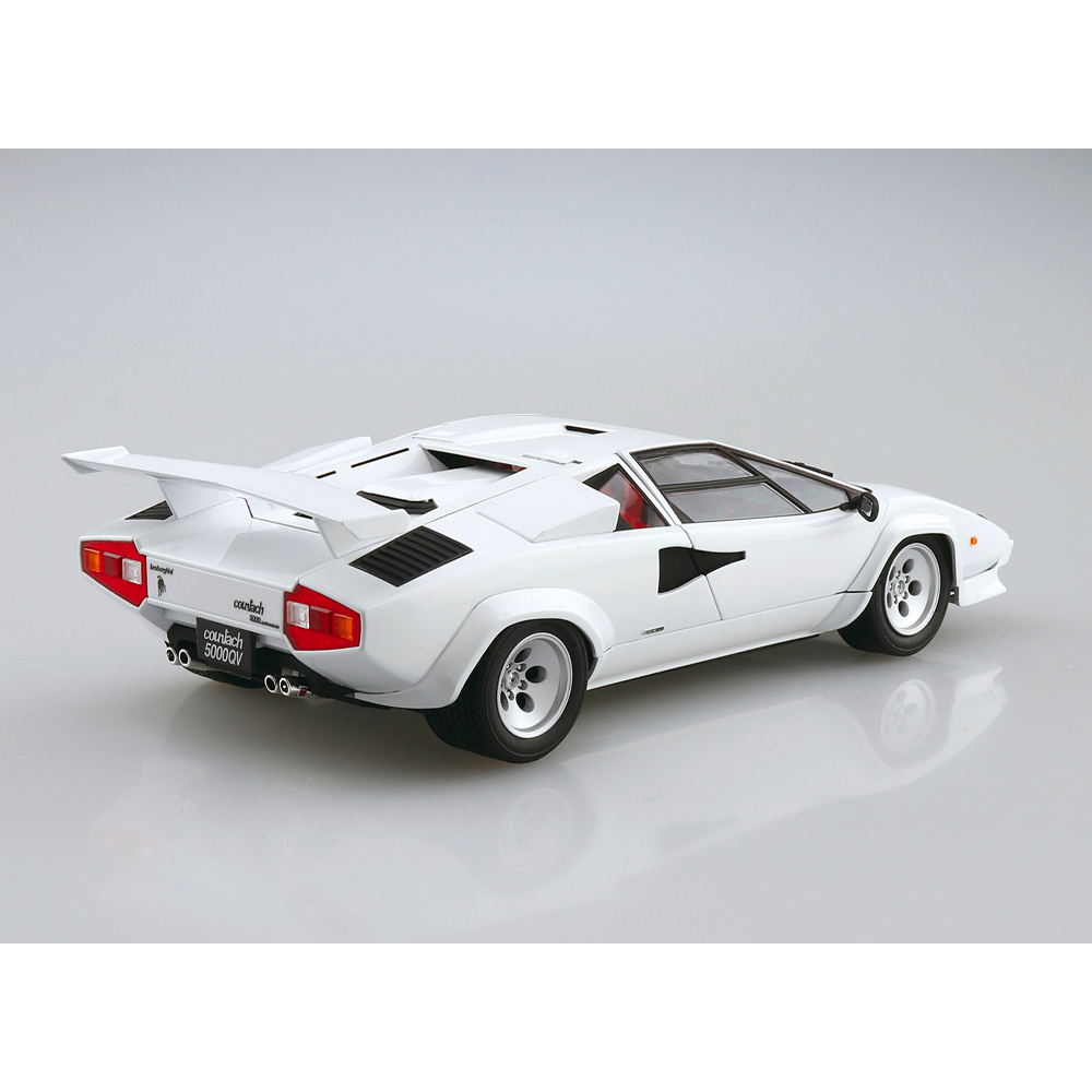 Aoshima: Initial D - 85' Lamborghini Countach 5000QV 1/32 Scale Model Kit #9