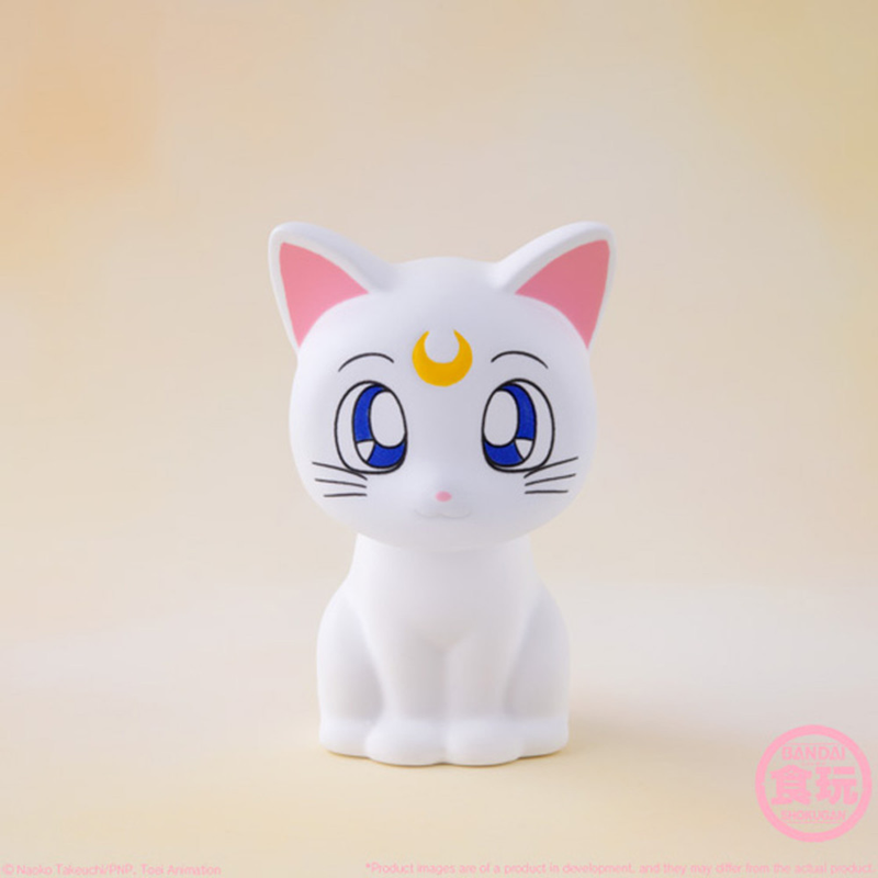 Bandai Shokugan: Sailor Moon - Relaxing Mascot (1 Blind Box Figure)