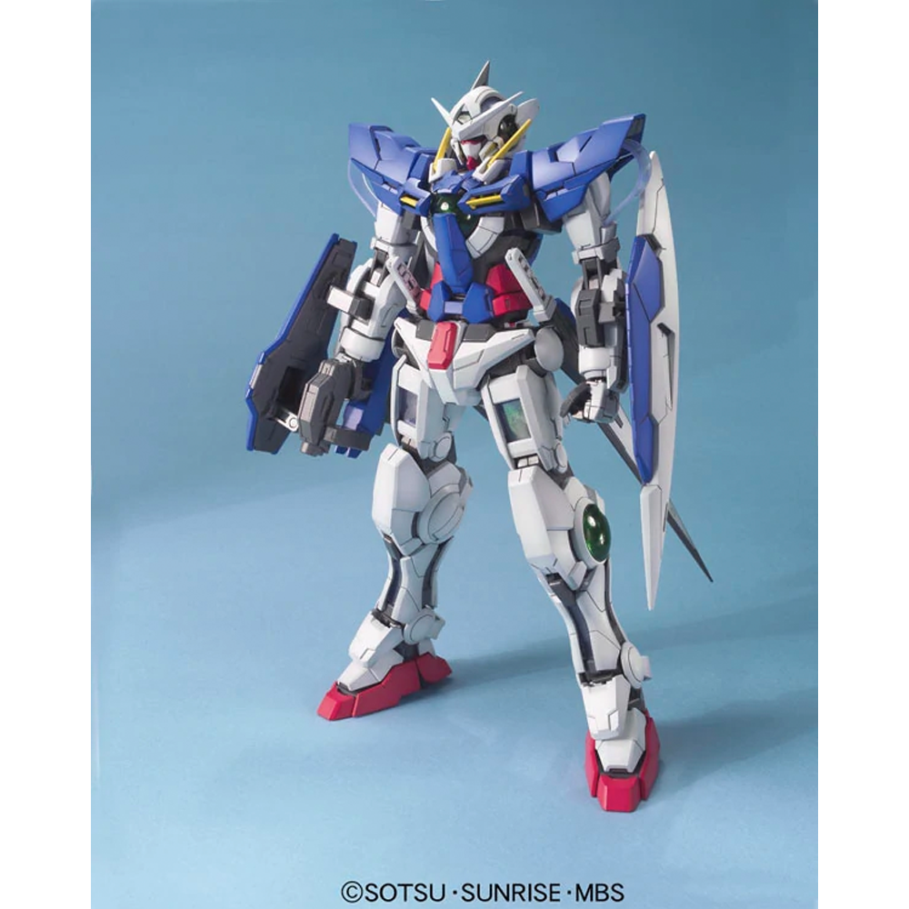 Bandai Spirits: Gundam 00 - MG 1/100 GN-001 Gundam Exia Model Kit