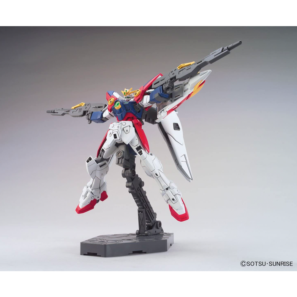 Bandai Spirits: Gundam Wing - HGAC 1/144 Wing Gundam Zero Model Kit #174