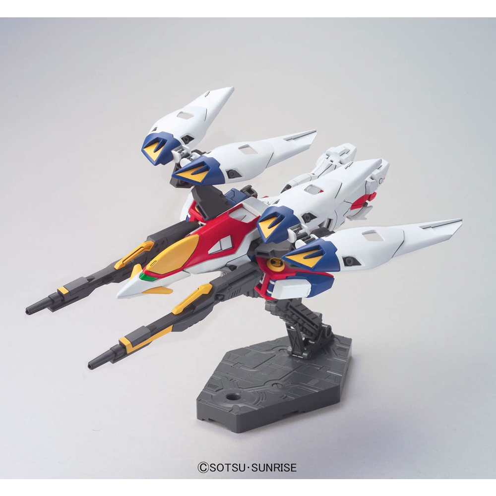 Bandai Spirits: Gundam Wing - HGAC 1/144 Wing Gundam Zero Model Kit #174