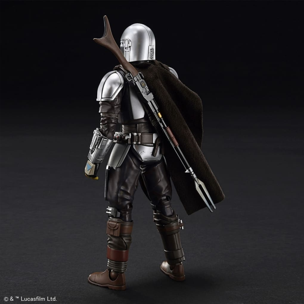 Bandai Spirits: Star Wars: Mandalorian - The Mandalorian Beskar Armor (Silver Coating Ver.) 1/12 Scale Model Kit