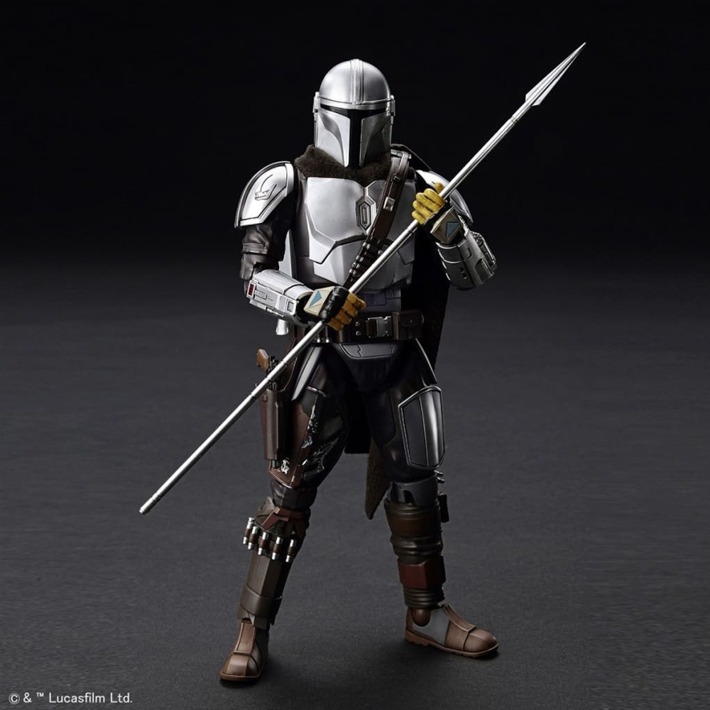 Bandai Spirits: Star Wars: Mandalorian - The Mandalorian Beskar Armor (Silver Coating Ver.) 1/12 Scale Model Kit