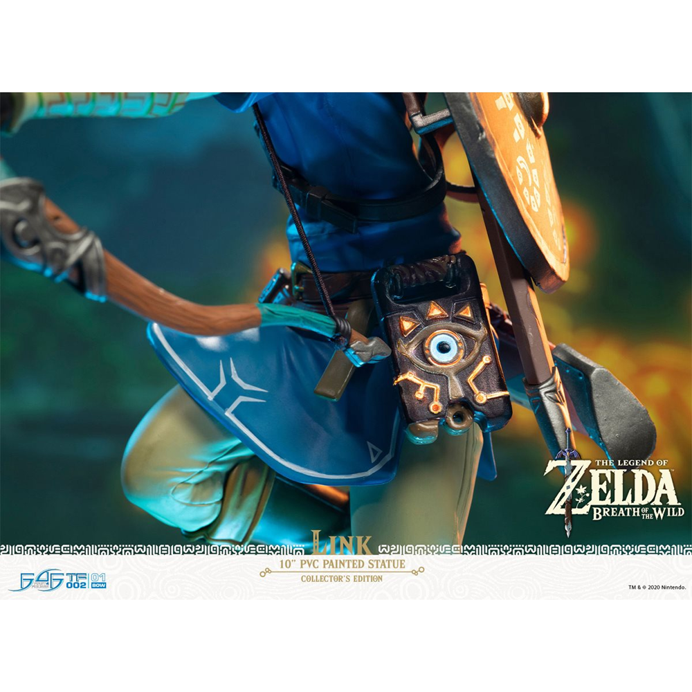 First 4 Figures: The Legend of Zelda: Breath of the Wild - Link Statue