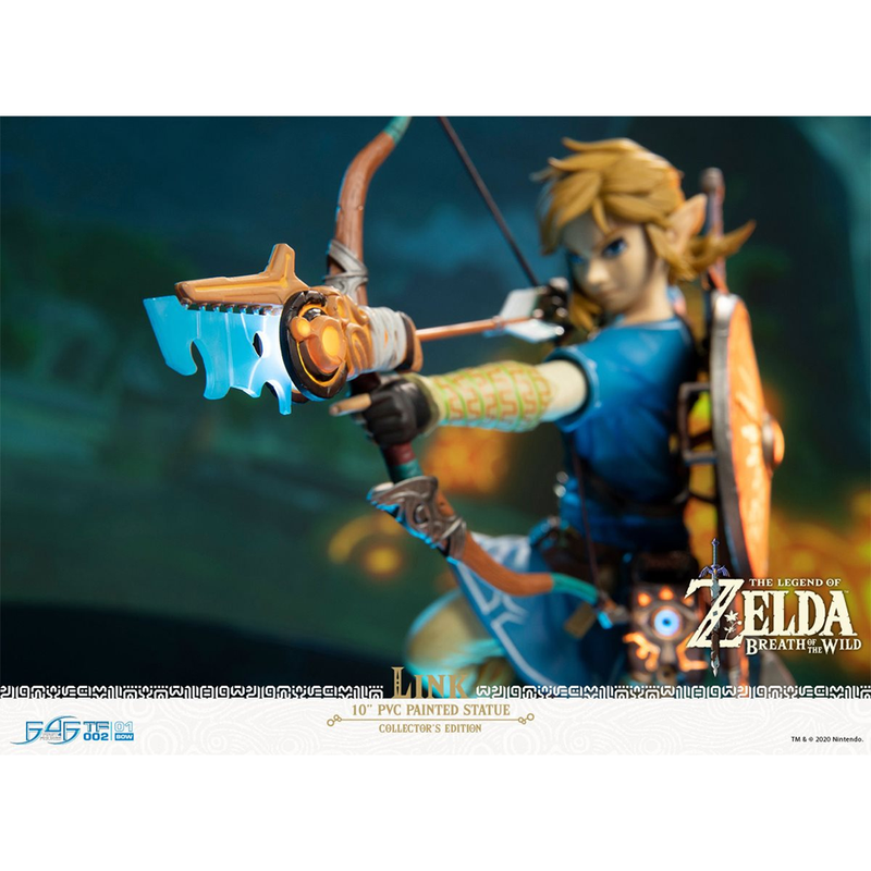 First 4 Figures: The Legend of Zelda: Breath of the Wild - Link Statue