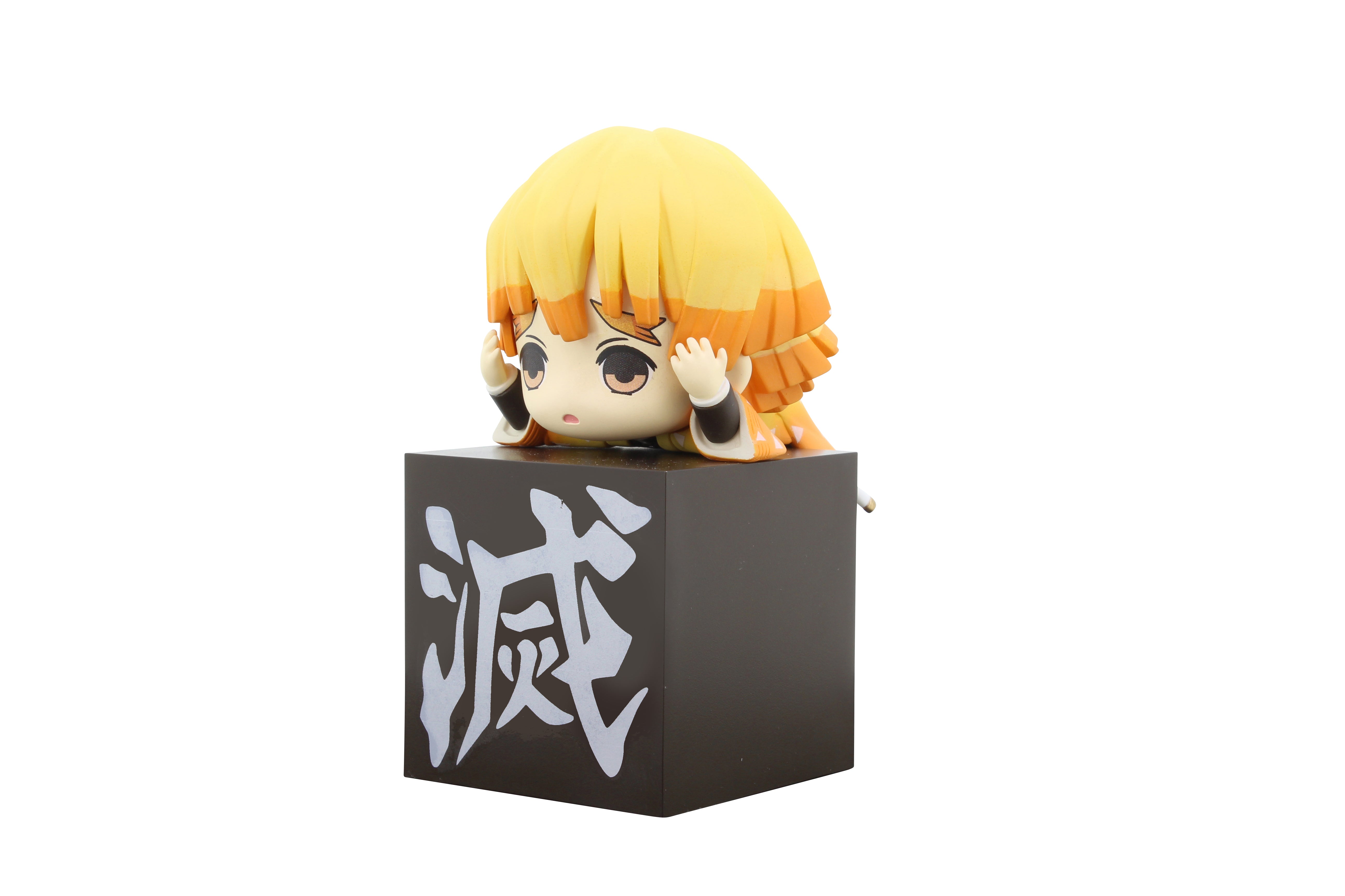 [PRE-ORDER] FuRyu: Demon Slayer: Kimetsu no Yaiba - Zenitsu Agatsuma Hikkake Figure