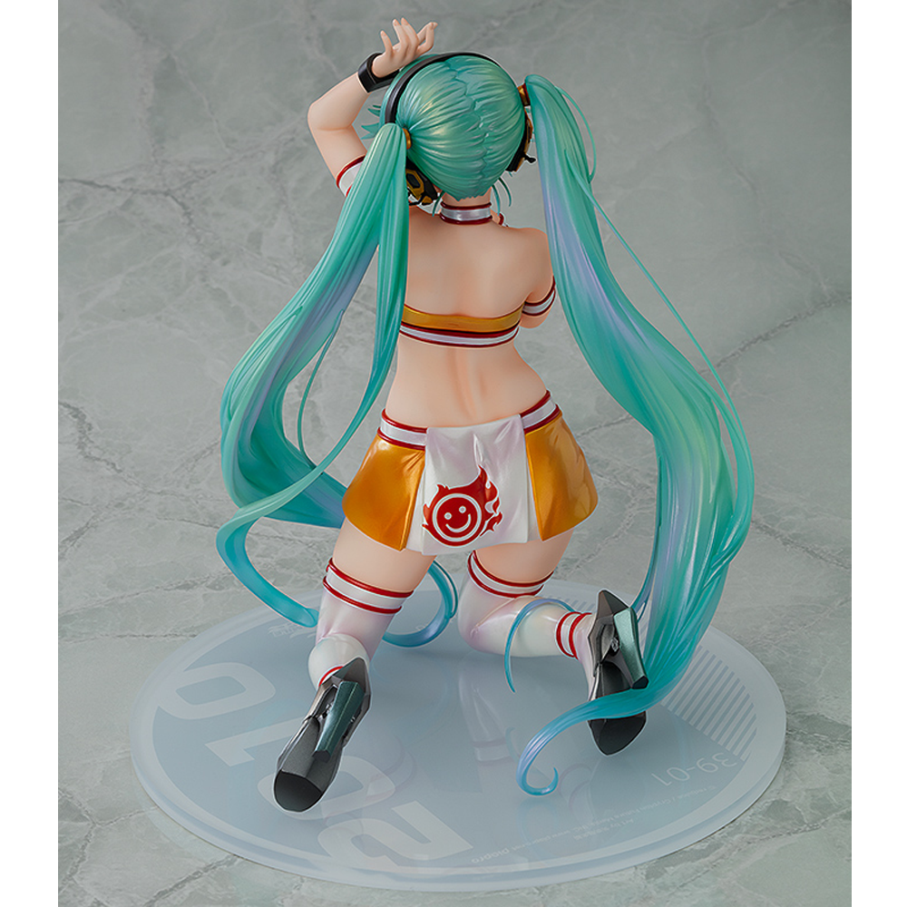 [PRE-ORDER] Max Factory: Vocaloid - GT Project Racing Miku (2010 Ver.) 1/7 Scale Figure