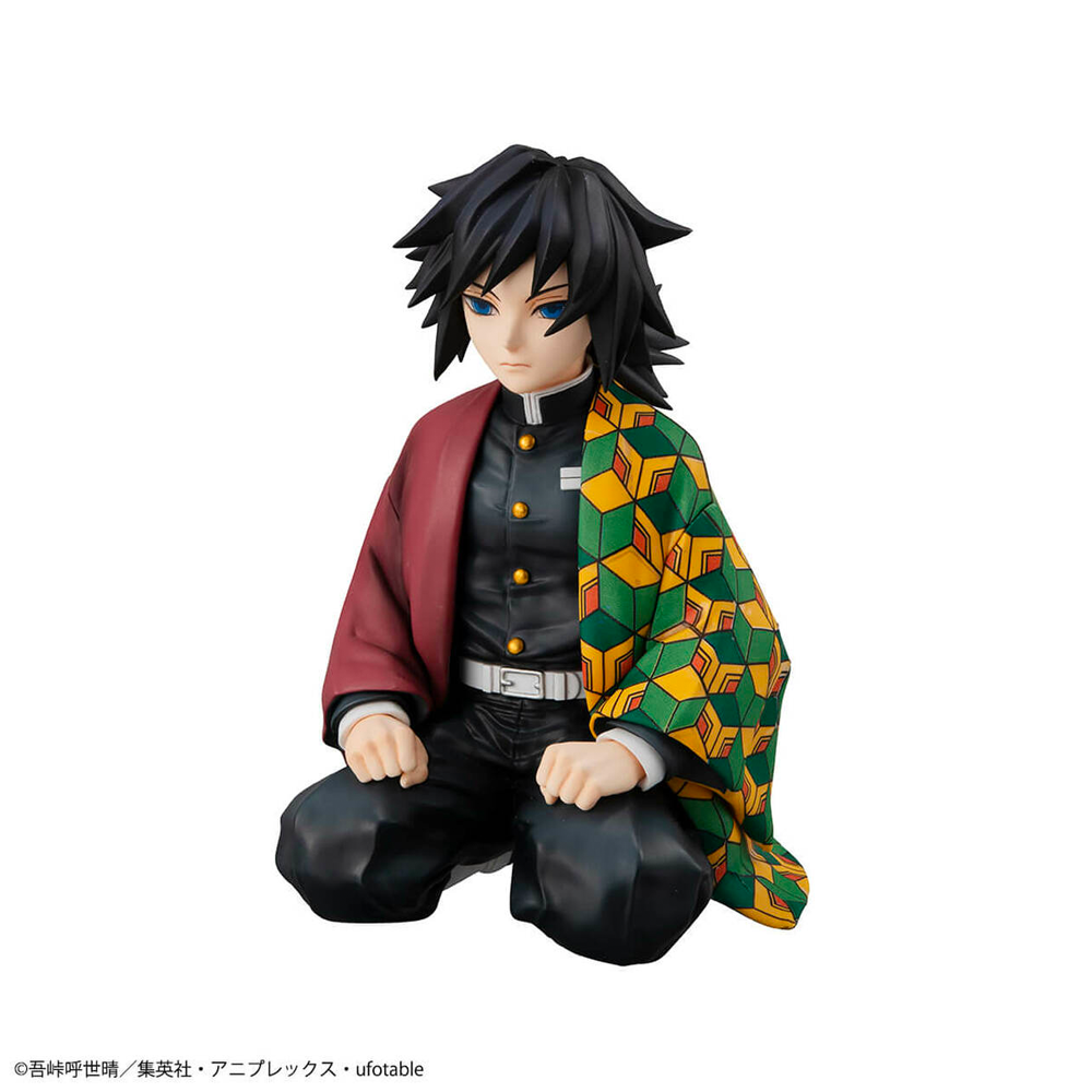 GEM Series: Demon Slayer: Kimetsu no Yaiba - Palm Size Giyu Tomioka Figure (With Gift)