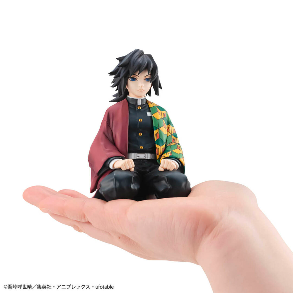 GEM Series: Demon Slayer: Kimetsu no Yaiba - Palm Size Giyu Tomioka Figure (With Gift)