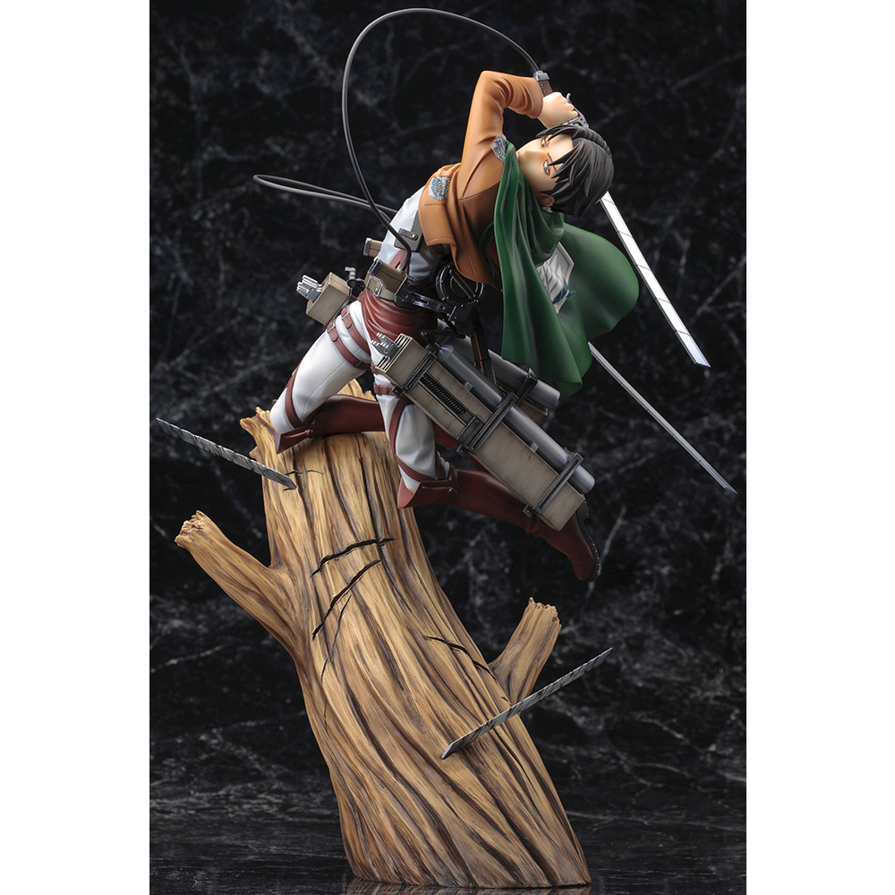 KOTOBUKIYA ARTFX J: Attack on Titan - Levi Renewal Package Ver. 1/7 Scale Figure