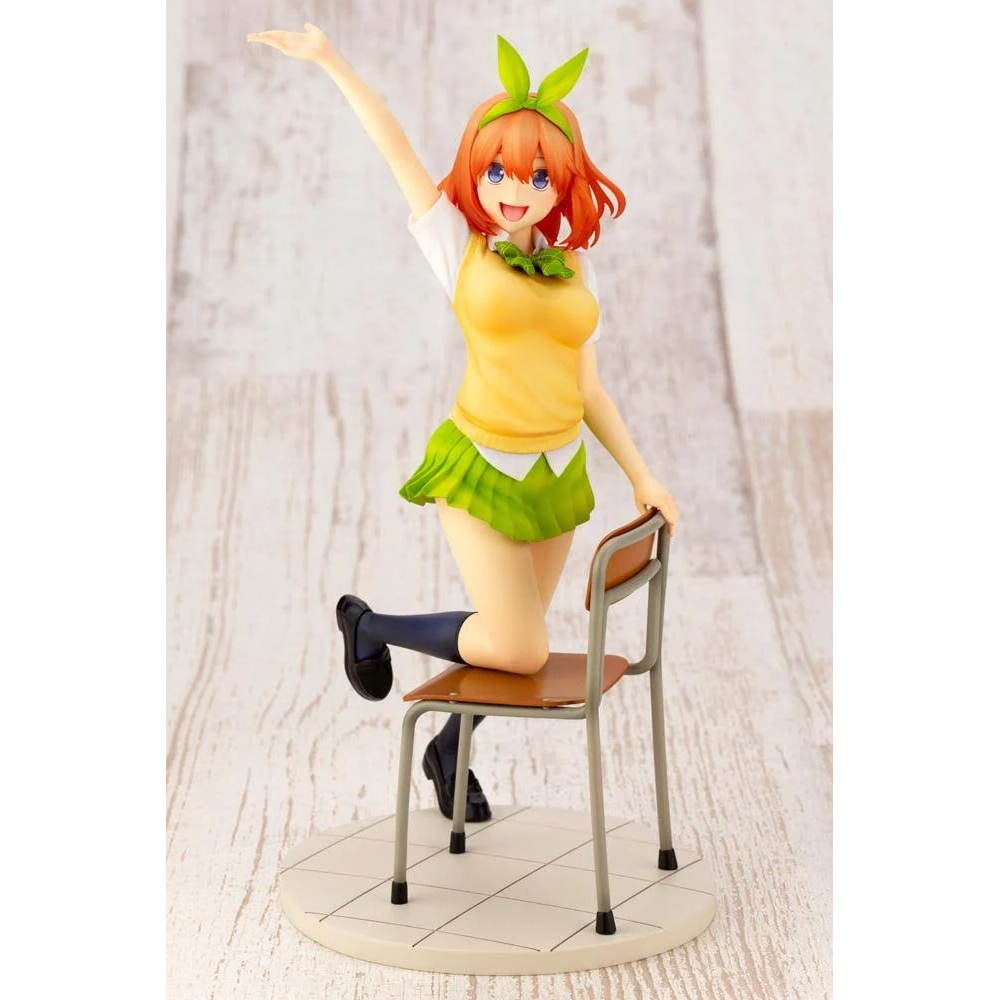 KOTOBUKIYA ARTFX J: The Quintessential Quintuplets - Yotsuba Nakano 1/8 Scale Statue