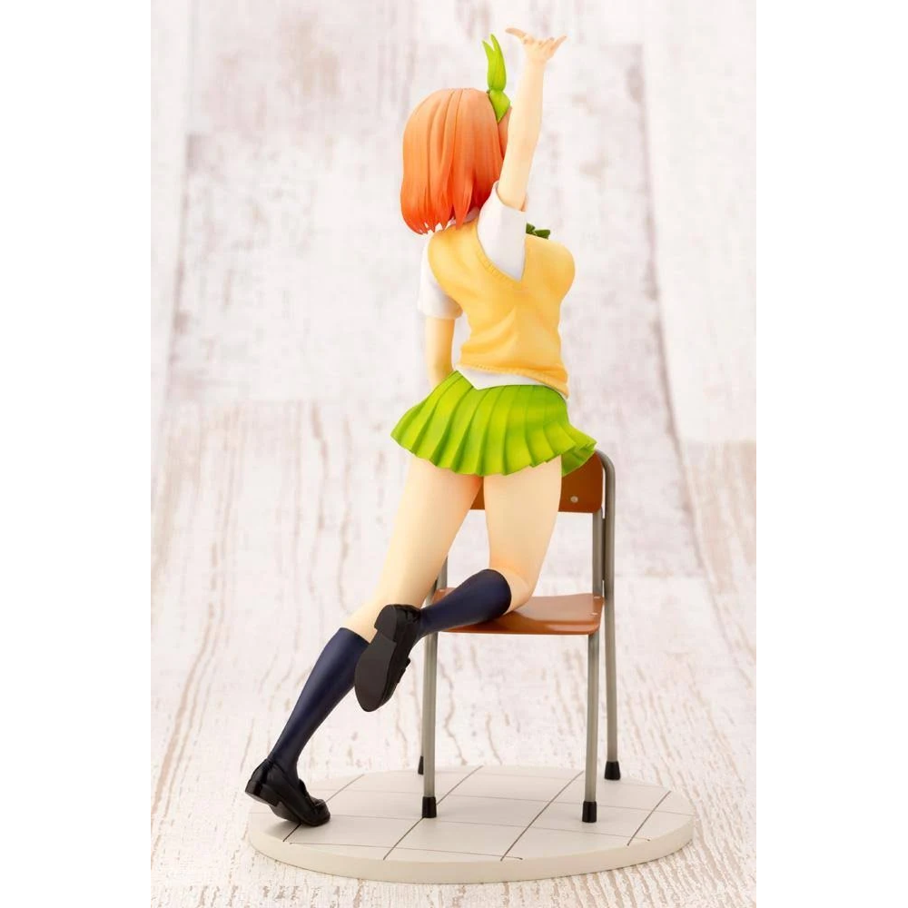 KOTOBUKIYA ARTFX J: The Quintessential Quintuplets - Yotsuba Nakano 1/8 Scale Statue