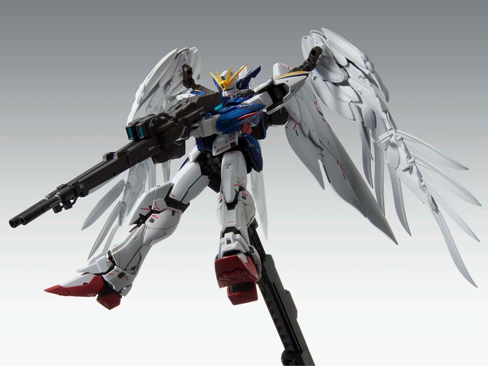 Bandai Spirits: Gundam Wing Endless Waltz - MG 1/100 Wing Gundam Zero EW (Ver.Ka) Model Kit