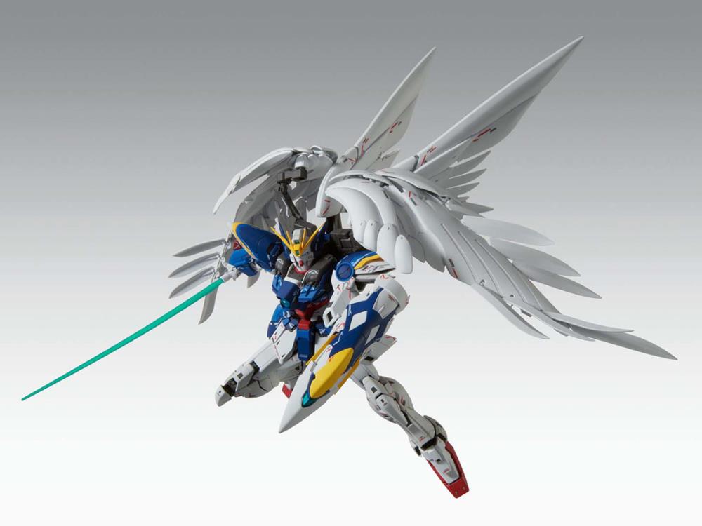 Bandai Spirits: Gundam Wing Endless Waltz - MG 1/100 Wing Gundam Zero EW (Ver.Ka) Model Kit